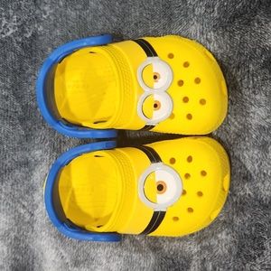 Crocs  minions   baby 5c